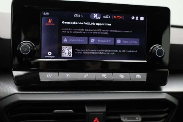SEAT Leon (2023) thumbnail 20