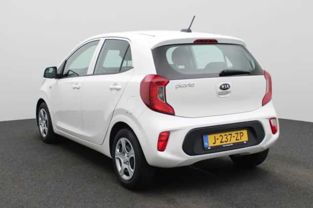 Kia Picanto (2020) thumbnail 2