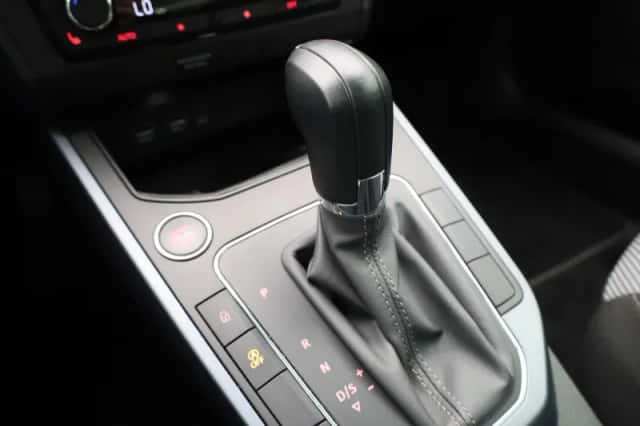 SEAT Arona (2018) thumbnail 23