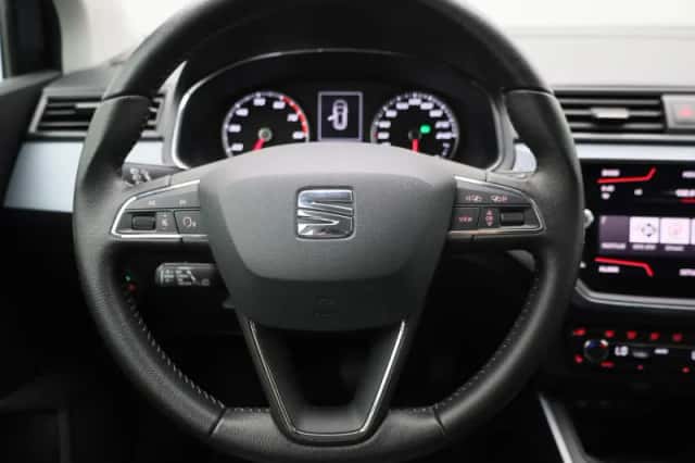 SEAT Arona (2018) thumbnail 7