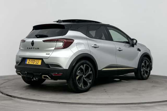 Renault Captur (2024) thumbnail 4