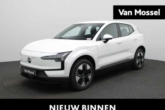 Volvo EX30 (2024) thumbnail 1