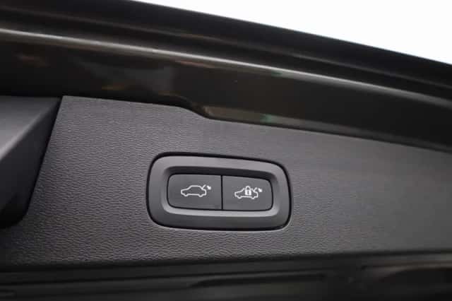 Volvo V60 (2022) thumbnail 14