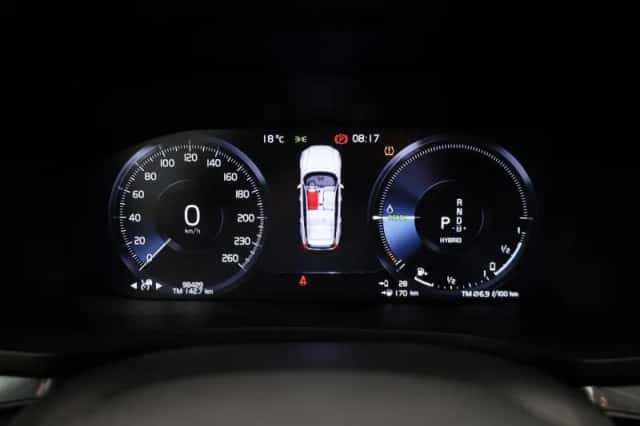 Volvo V60 (2022) thumbnail 18