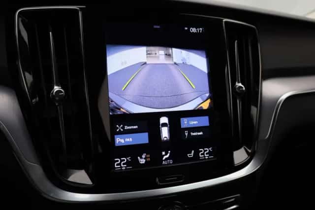 Volvo V60 (2022) thumbnail 26
