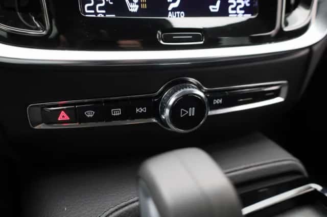 Volvo V60 (2022) thumbnail 30