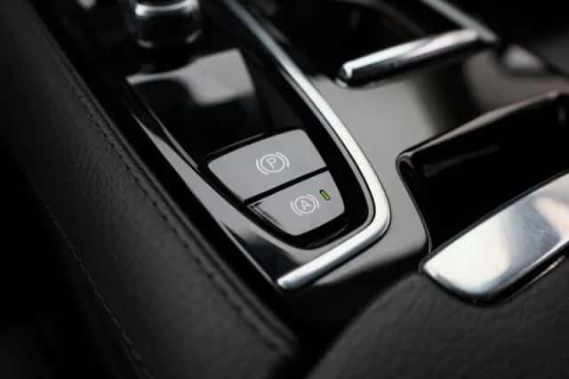 Volvo V60 (2022) thumbnail 32