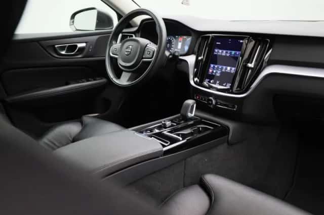 Volvo V60 (2022) thumbnail 41