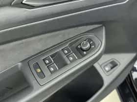 Volkswagen Golf thumbnail 14