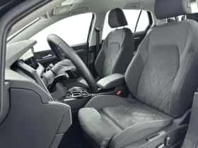 Volkswagen Golf thumbnail 24