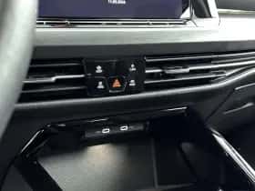 Volkswagen Golf (2023) thumbnail 10