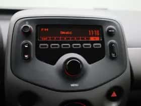 Peugeot 108 (2021) thumbnail 14