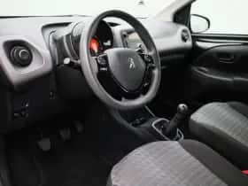 Peugeot 108 (2021) thumbnail 24