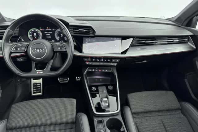 Audi A3 (2021) thumbnail 18