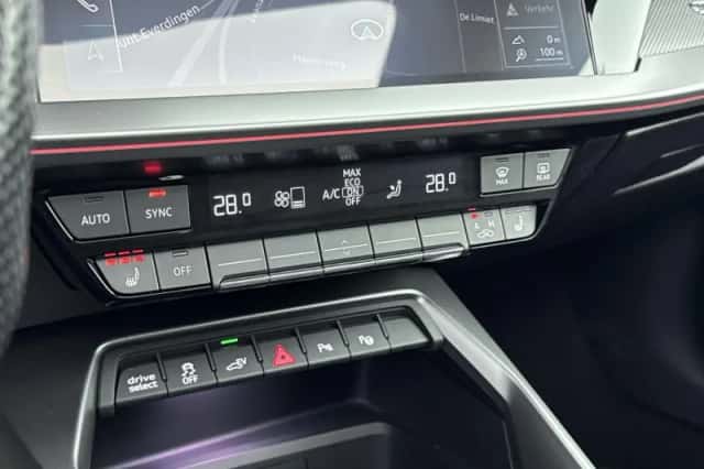 Audi A3 (2021) thumbnail 19