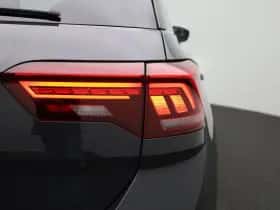 Volkswagen T-Roc thumbnail 34