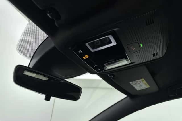 Volkswagen Golf (2022) thumbnail 13