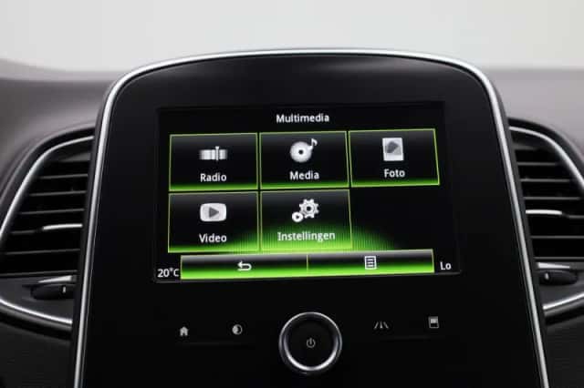 Renault Scénic (2018) thumbnail 16