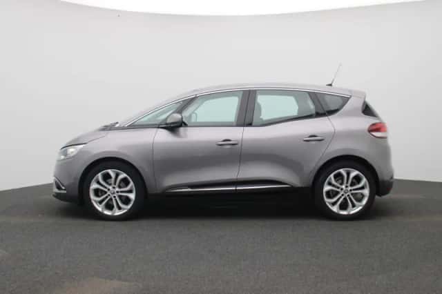 Renault Scénic (2018) thumbnail 4
