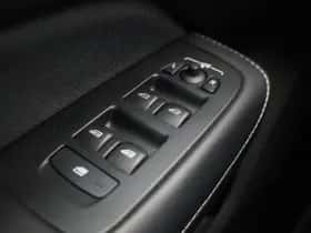 Volvo S60 thumbnail 27