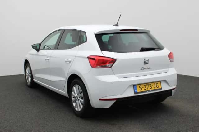 SEAT Ibiza (2023) thumbnail 2