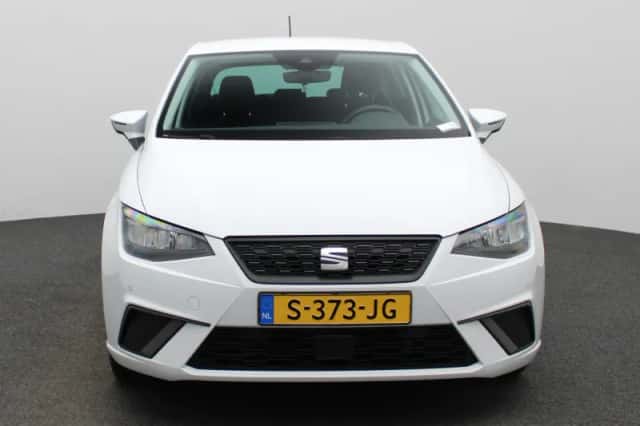 SEAT Ibiza (2023) thumbnail 3