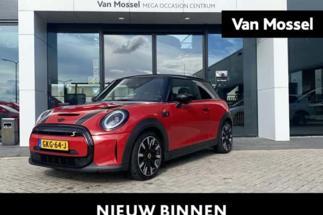MINI Mini Electric (2023) thumbnail 1