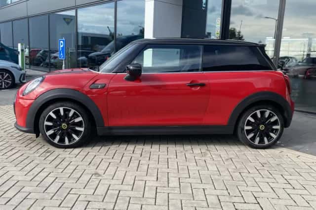 MINI Mini Electric (2023) thumbnail 2