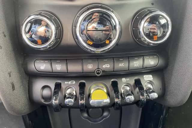 MINI Mini Electric (2023) thumbnail 5