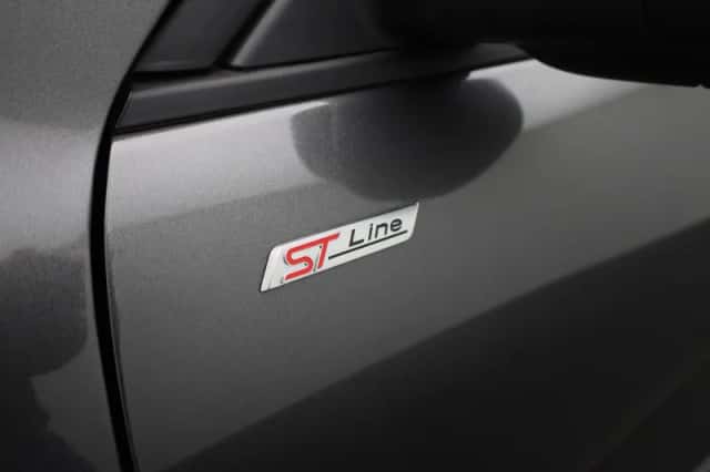 Ford Kuga (2025) thumbnail 15