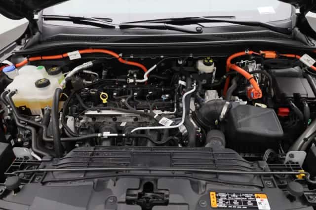 Ford Kuga (2025) thumbnail 31