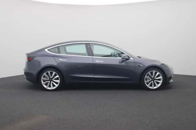 Tesla Model 3 (2019) thumbnail 6