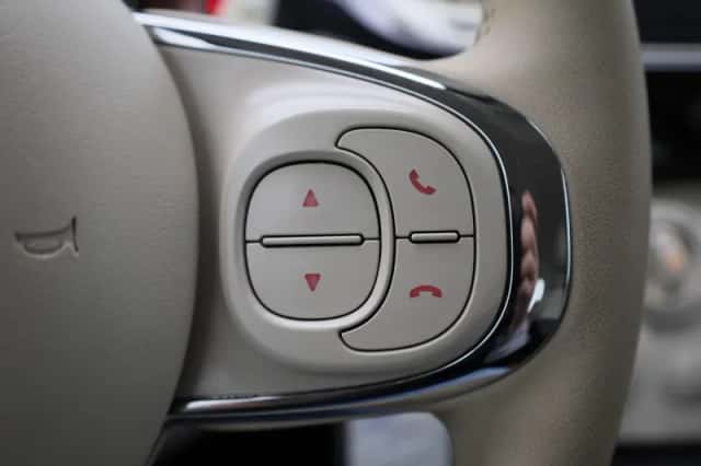 Fiat 500 (2021) thumbnail 16