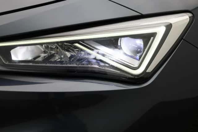 SEAT Leon (2021) thumbnail 13