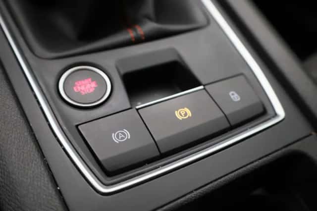 SEAT Leon (2021) thumbnail 23