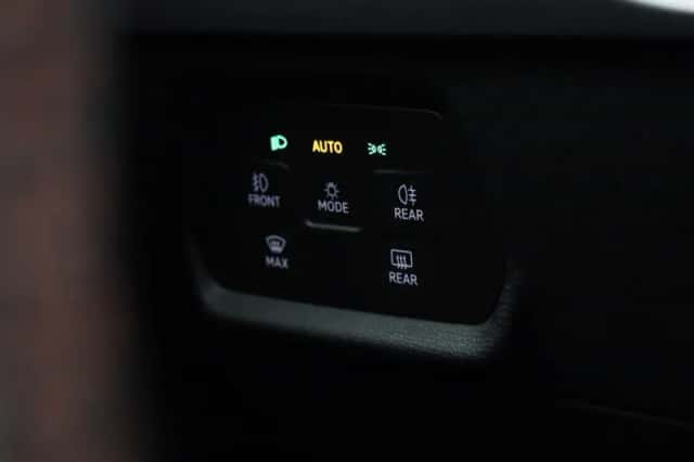 SEAT Leon (2021) thumbnail 26