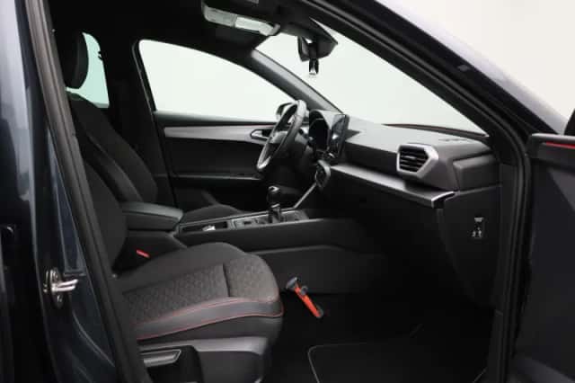 SEAT Leon (2021) thumbnail 32