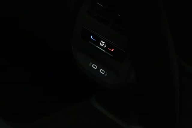 SEAT Leon (2021) thumbnail 33