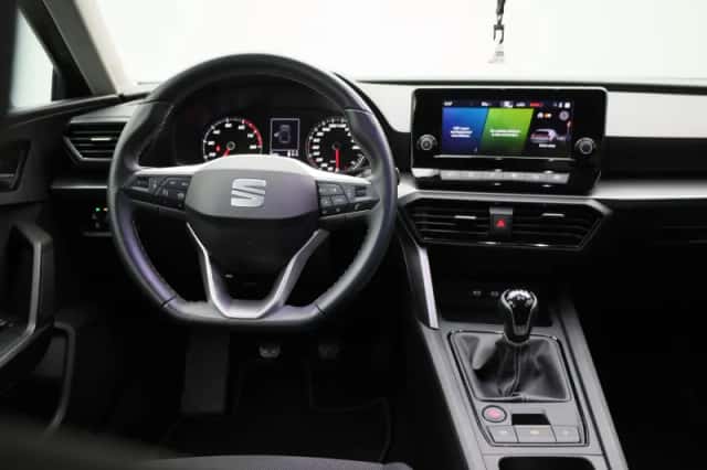 SEAT Leon (2022) thumbnail 7