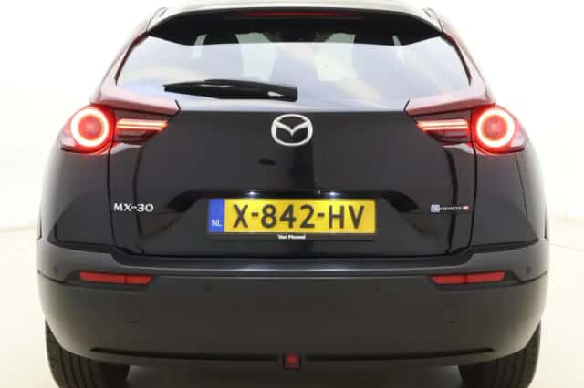 Mazda MX-30 (2023) thumbnail 8