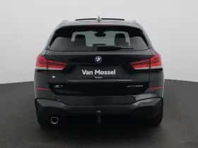 BMW X1 (2022) thumbnail 5