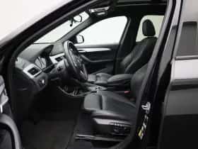 BMW X1 (2022) thumbnail 9
