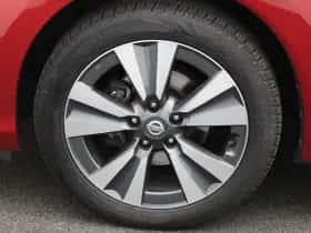Nissan Pulsar thumbnail 12
