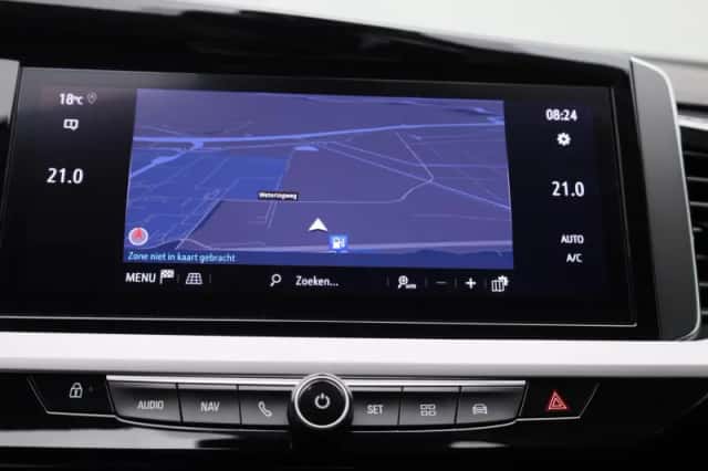 Opel Grandland (2023) thumbnail 16