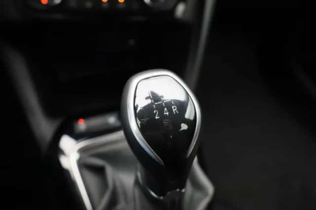 Opel Corsa (2021) thumbnail 22