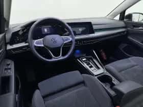 Volkswagen Golf (2023) thumbnail 10