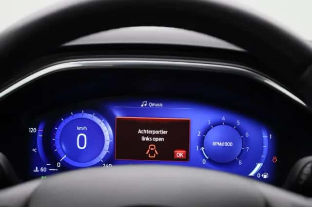 Ford Focus (2023) thumbnail 8