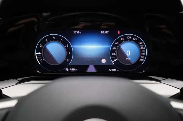 Volkswagen Golf (2022) thumbnail 13