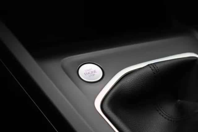 Volkswagen Golf (2022) thumbnail 17