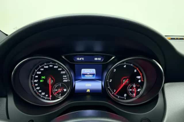 Mercedes-Benz CLA-Klasse (2018) thumbnail 15